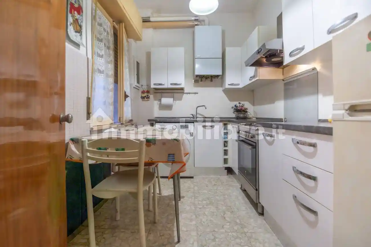 Bilocale via Nicola Fabrizi 171, Piazza Salotto - Corso Umberto, Pescara - foto 5