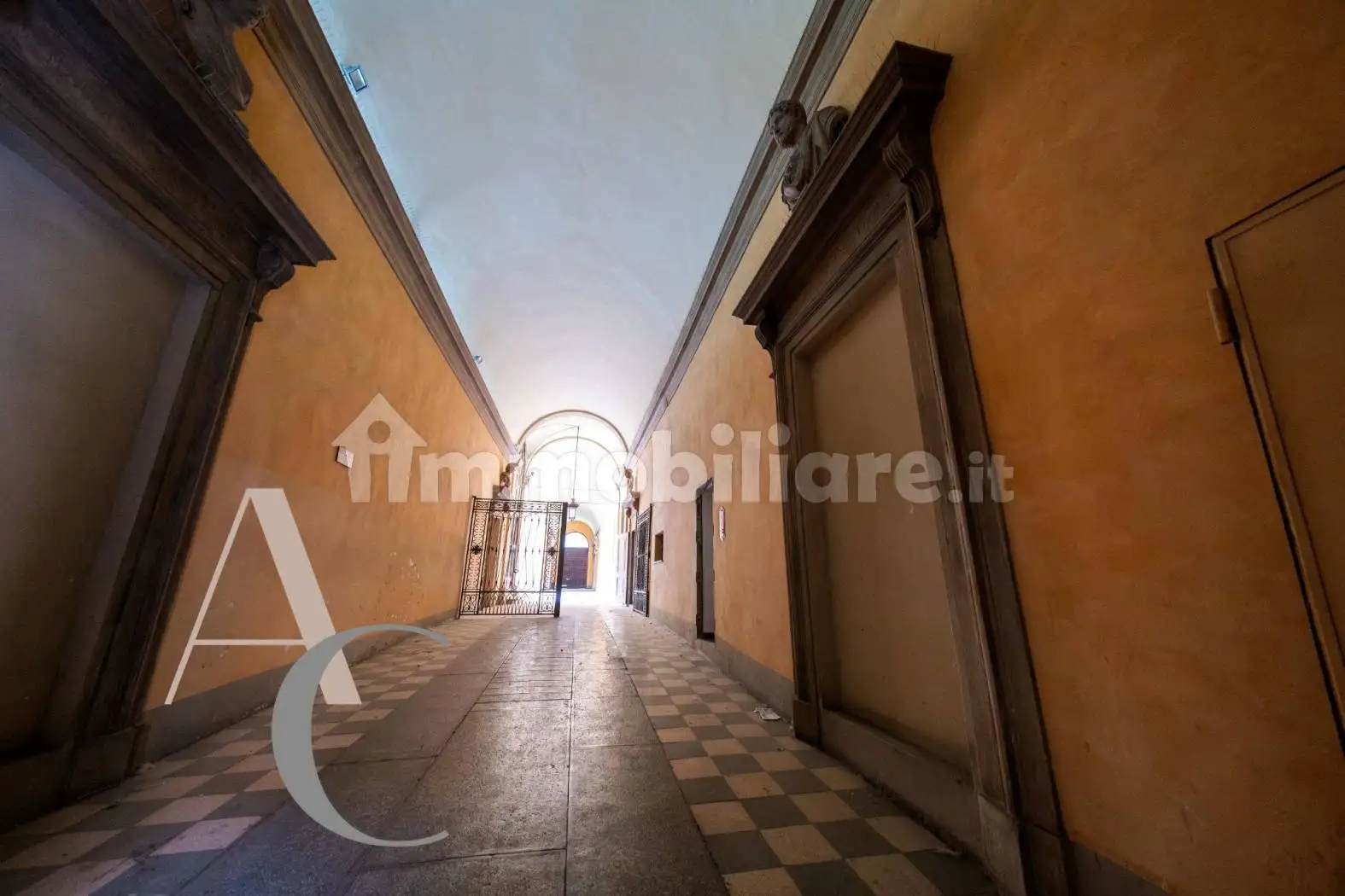 Appartamento in vendita a Bologna