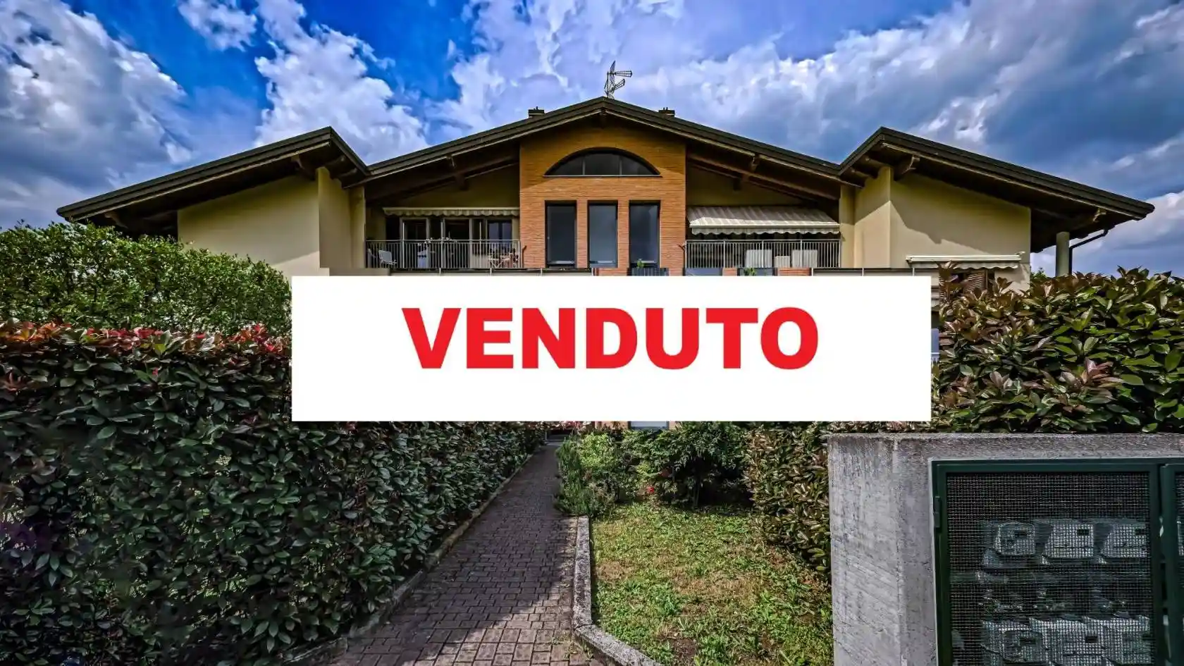 Appartamento in vendita a Lesmo