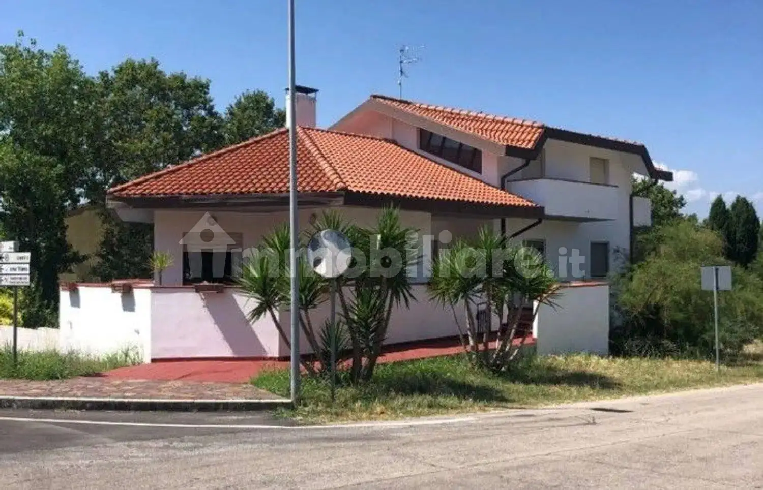 Villa unifamiliare via Fontemartino, 7, Centro, Canosa Sannita - foto 2