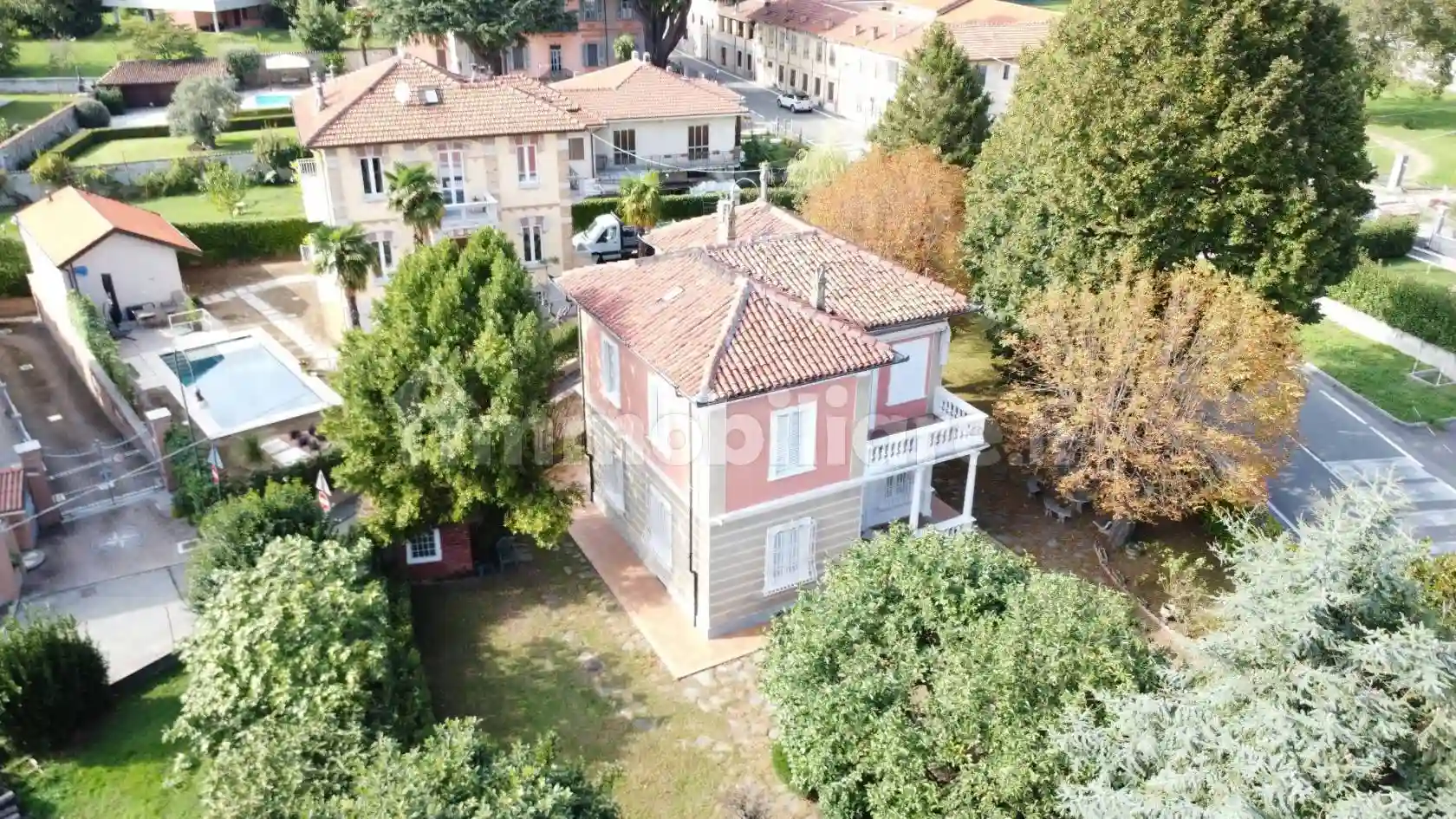 Villa - foto 5