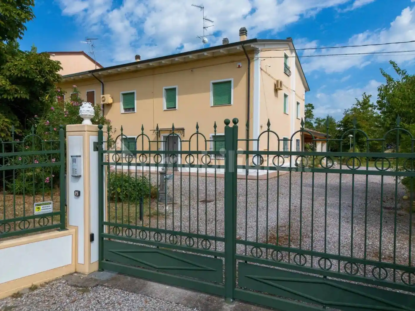 Villa in vendita a Mirandola