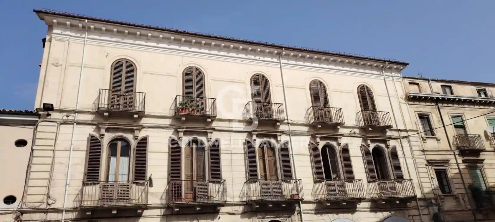 Palazzo - Edificio in Vendita - foto 2