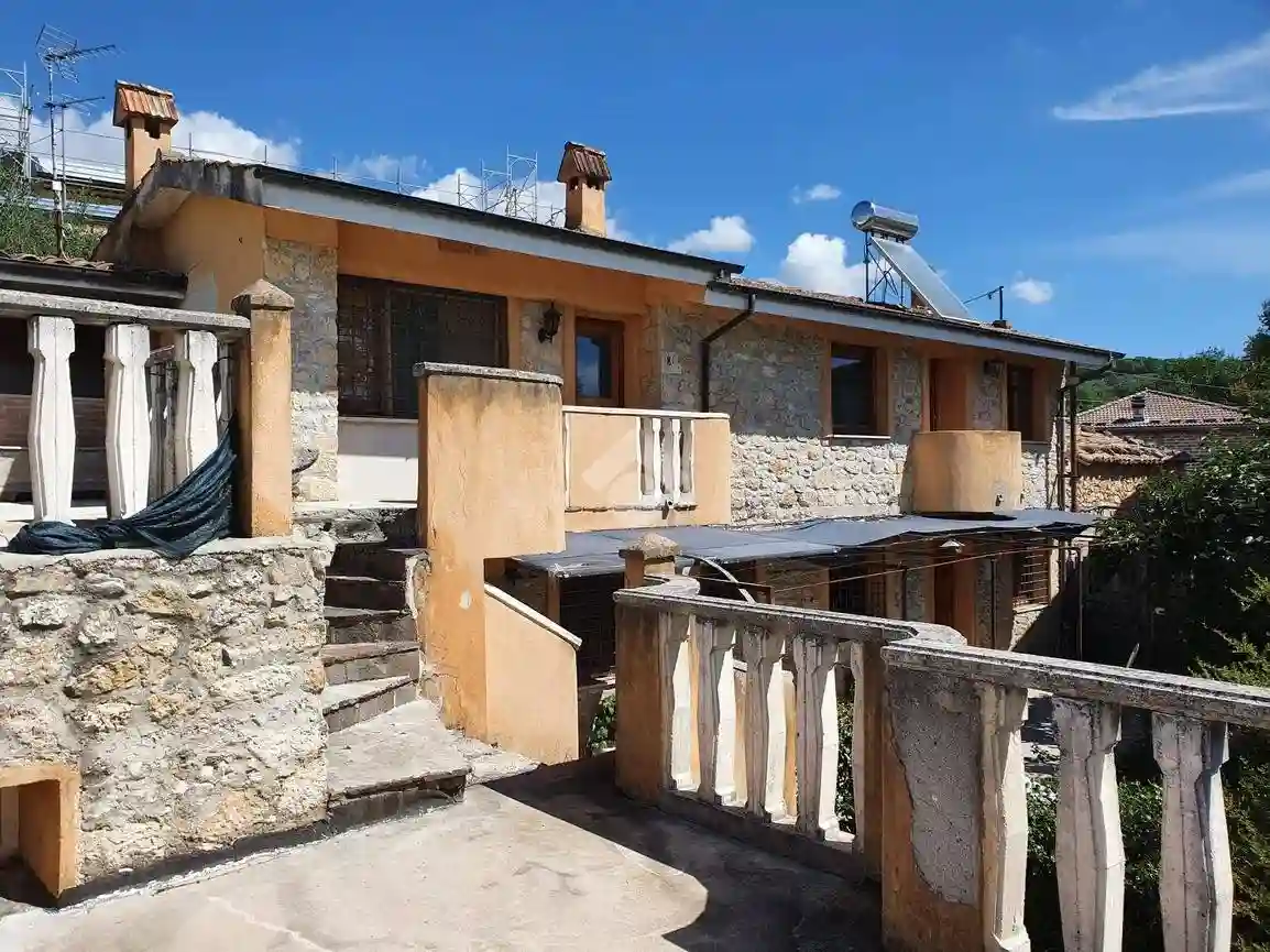 Casa indipendente - foto 2