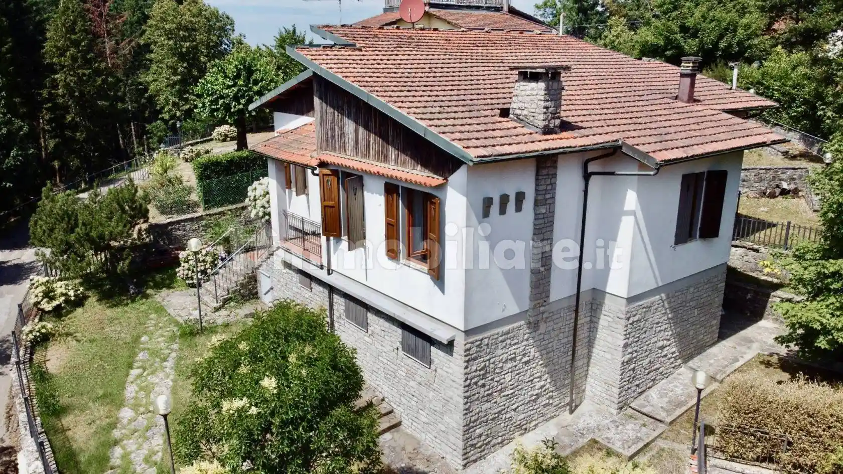 Villa in vendita a Pelago