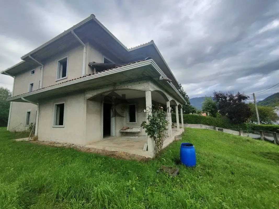 Villa in vendita a Sabbio Chiese