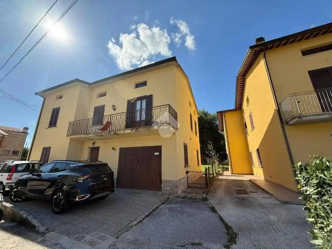 Casa indipendente in vendita a Gubbio