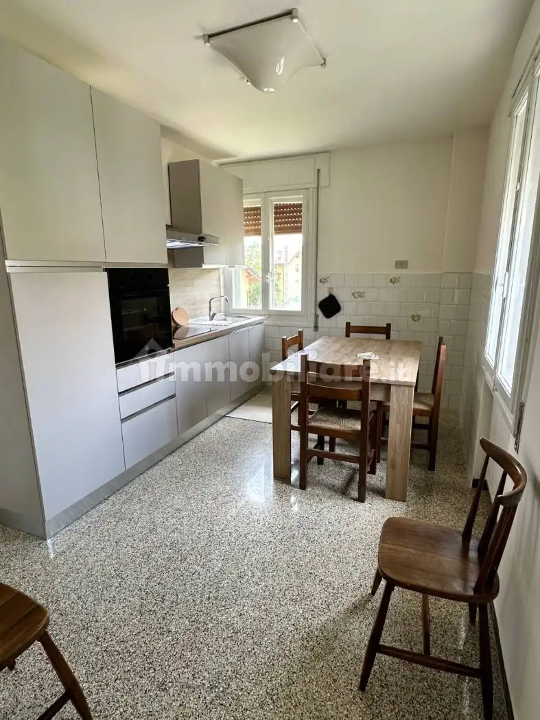 Trilocale via Battaglione Sette Comuni 8, Centro, Asiago - foto 3