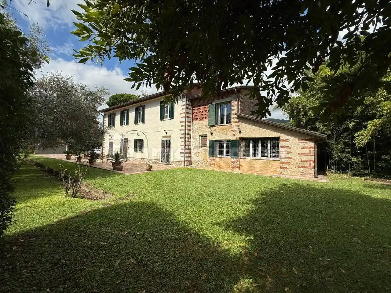 Rustico - Casale in vendita a Pietrasanta