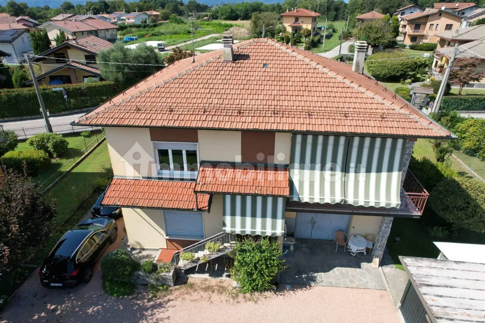 Villa unifamiliare via Papa Giovanni XXIII, Cadrezzate con Osmate - foto 5