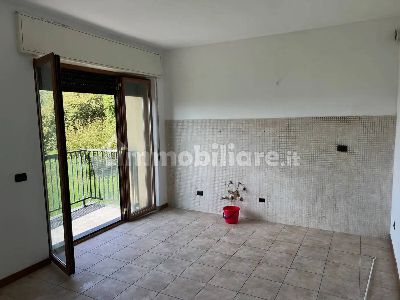 Trilocale via Alessandro Volta, Centro, Santa Maria Hoè - foto 3