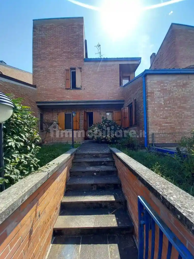 Villetta a schiera - foto 2