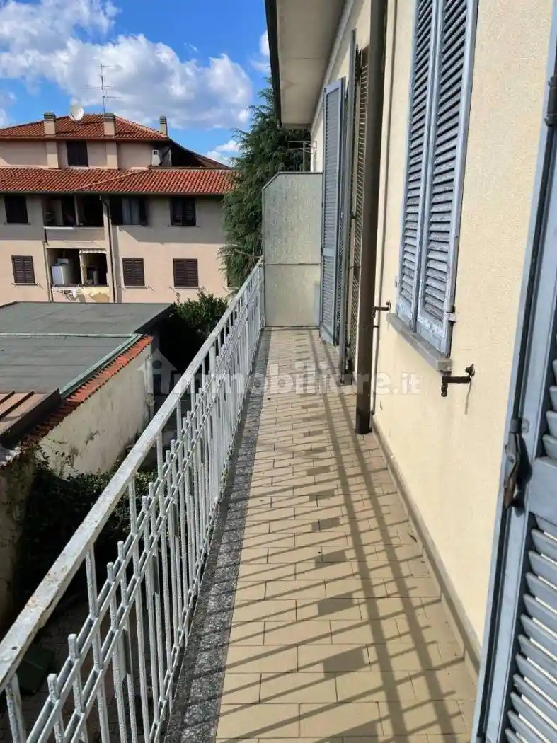 Trilocale via Giuseppe Garibaldi 11, Centro, Inveruno - foto 5