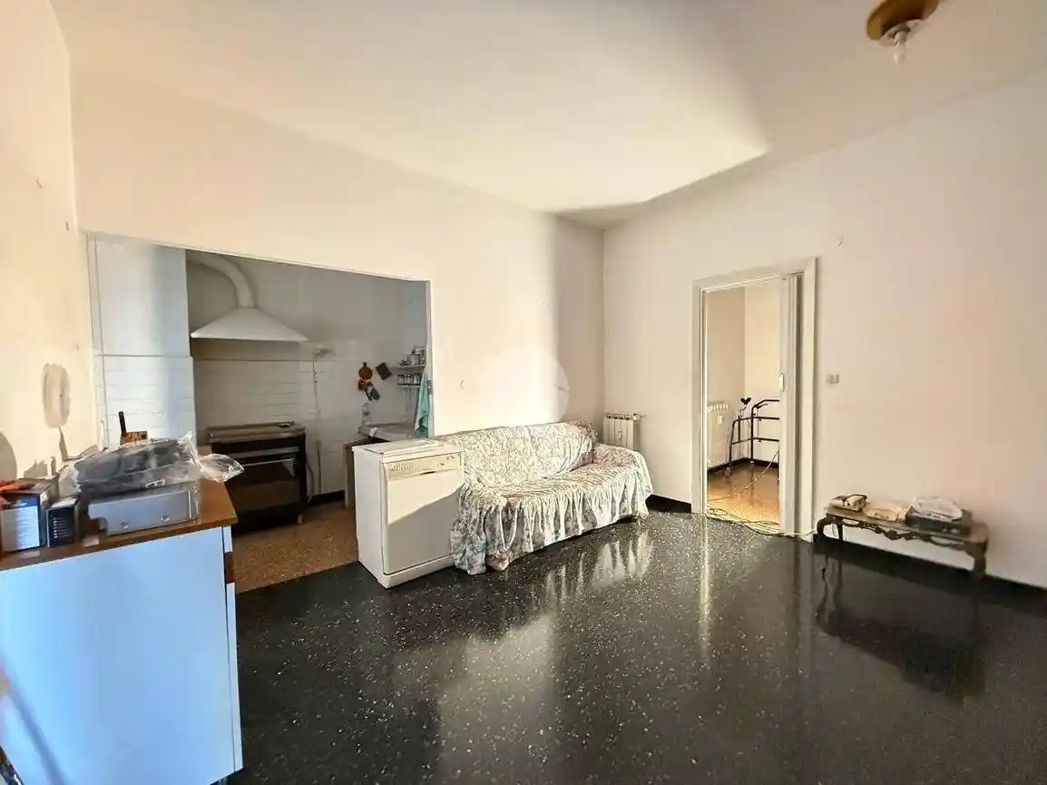 Appartamento in vendita a Genova