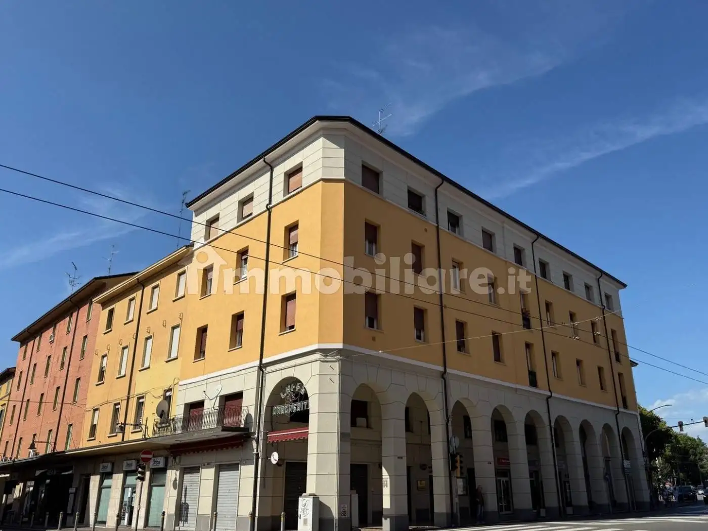 Appartamento in vendita a Casalecchio di Reno