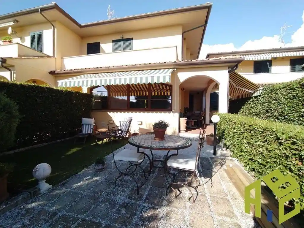 Appartamento in vendita a Santa Luce