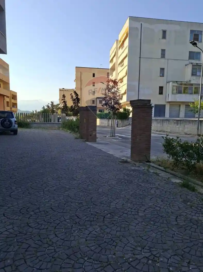 Appartamento buono stato, su più livelli, Centro, Bussi sul Tirino - foto 5