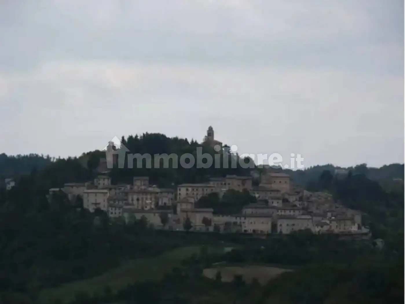Appartamento in vendita a Montefortino