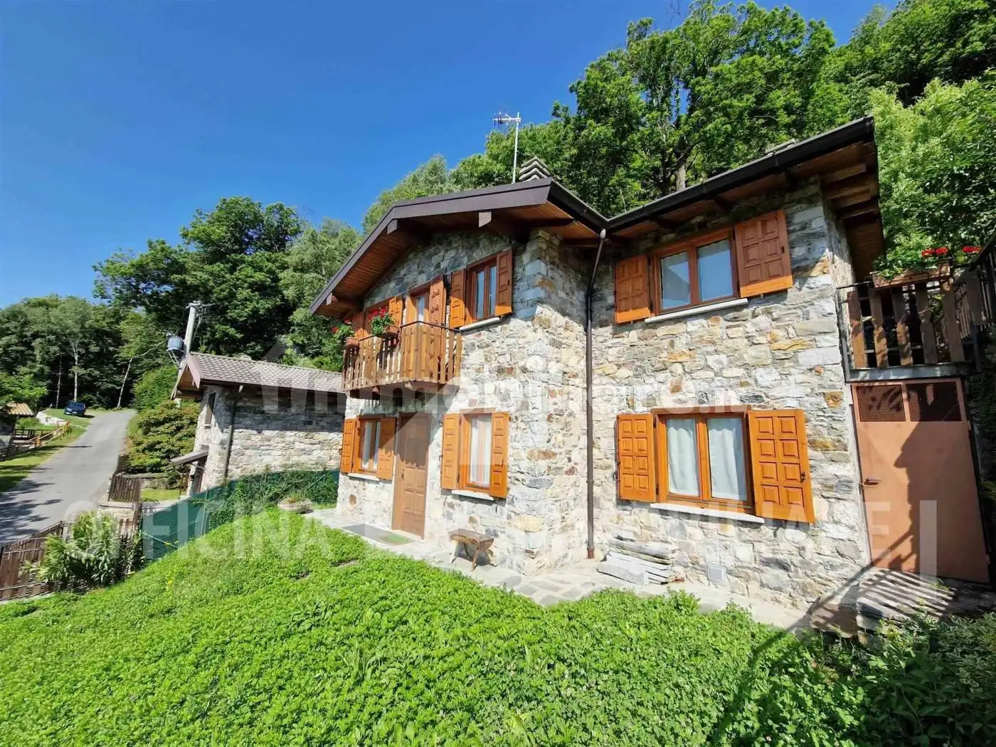 Villa in vendita a Sorico