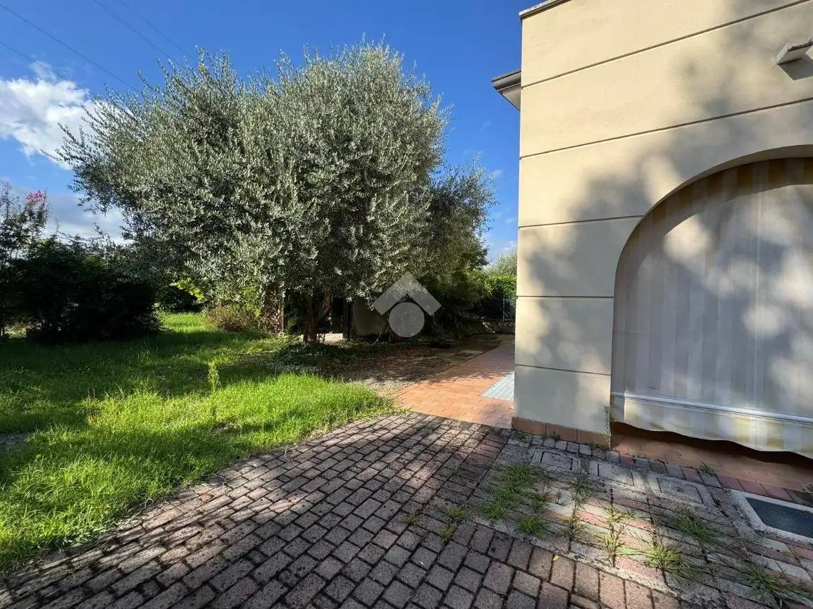 Villa plurifamiliare via foscolo 14, Terradura, Due Carrare - foto 2