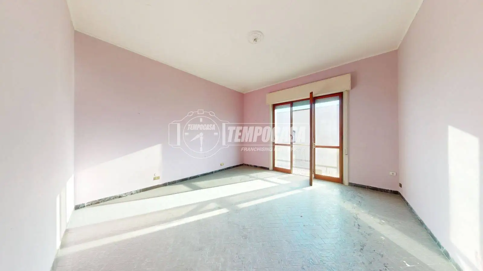 Quadrilocale via Vittorio Emanuele 71, Castri di Lecce - foto 2