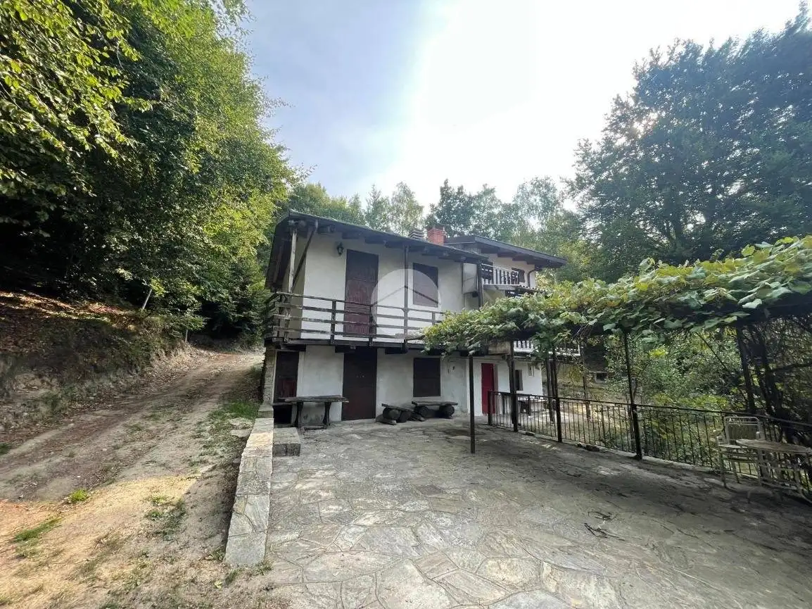 Casa indipendente in vendita a Valgioie