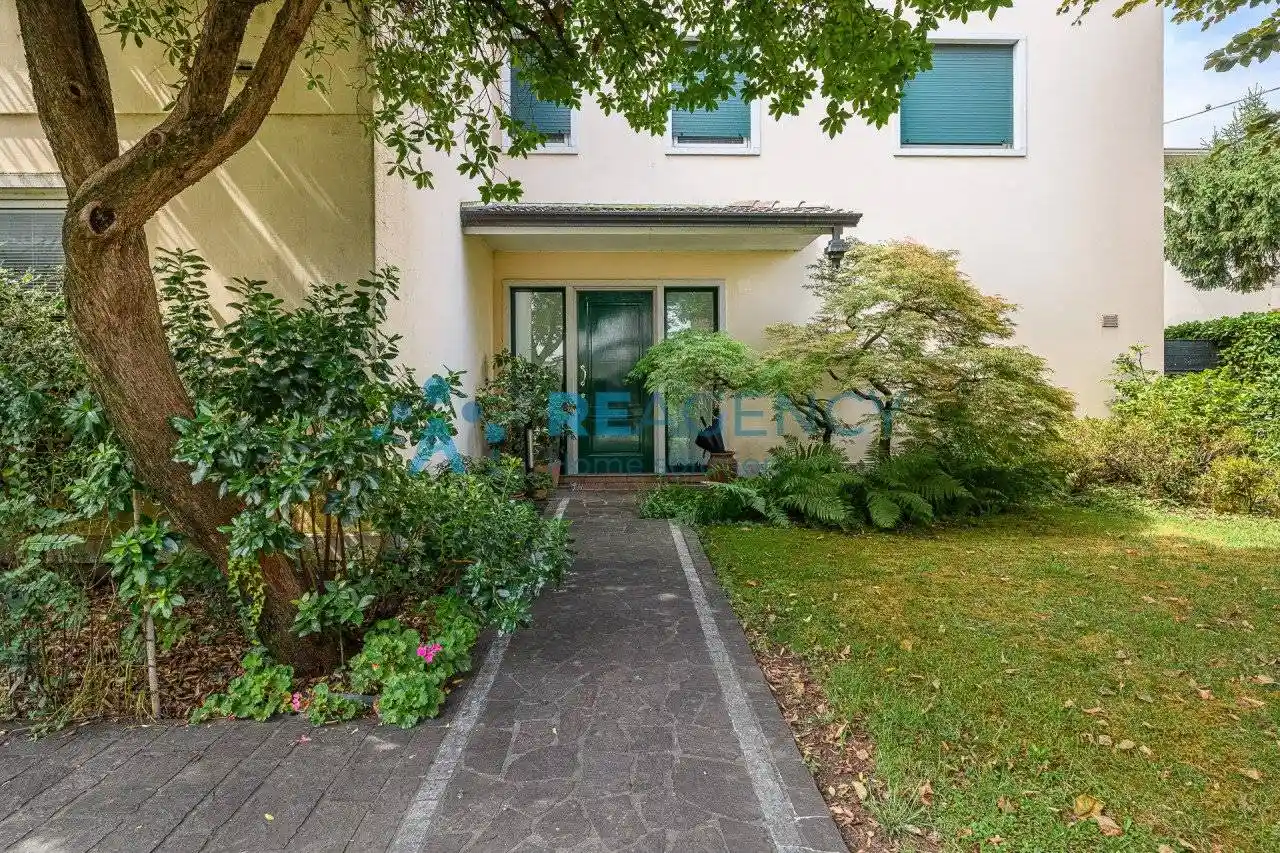 Casa indipendente in vendita a Cornedo Vicentino