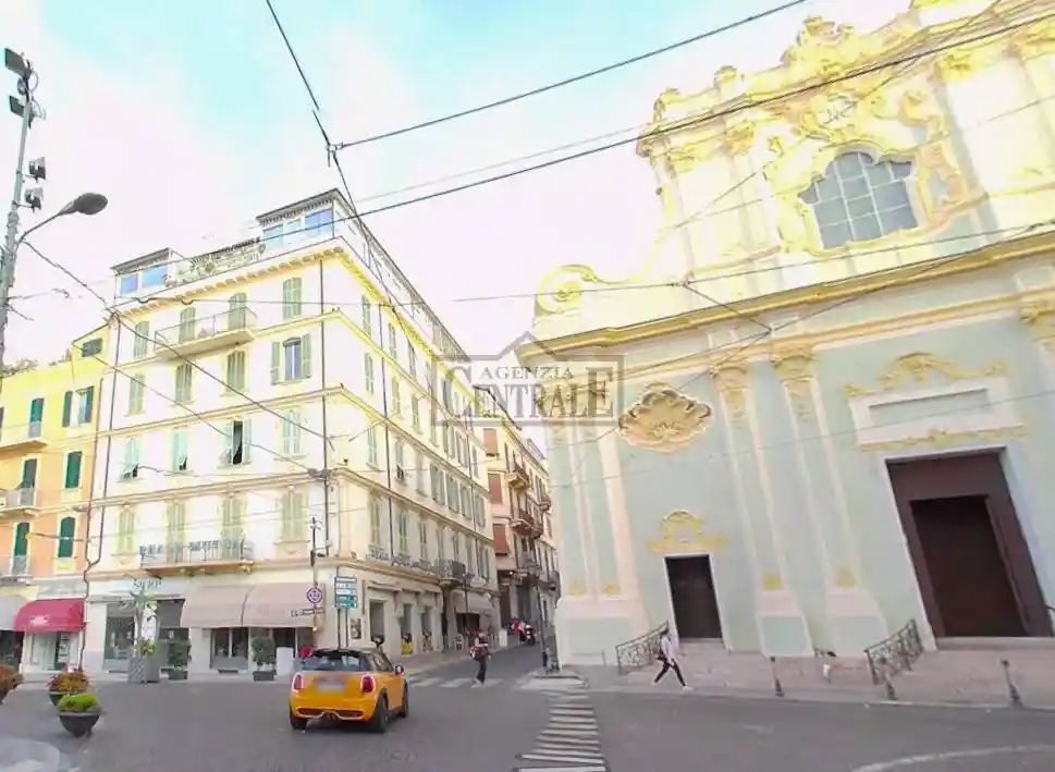 Appartamento in vendita a Sanremo