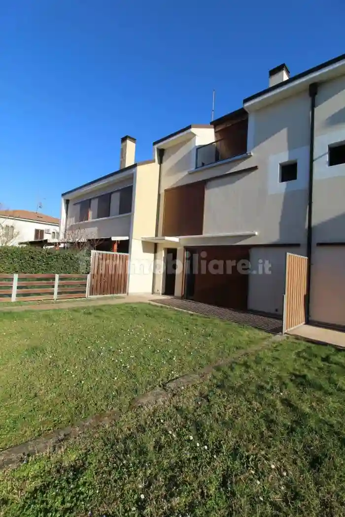 Villetta a schiera - foto 2