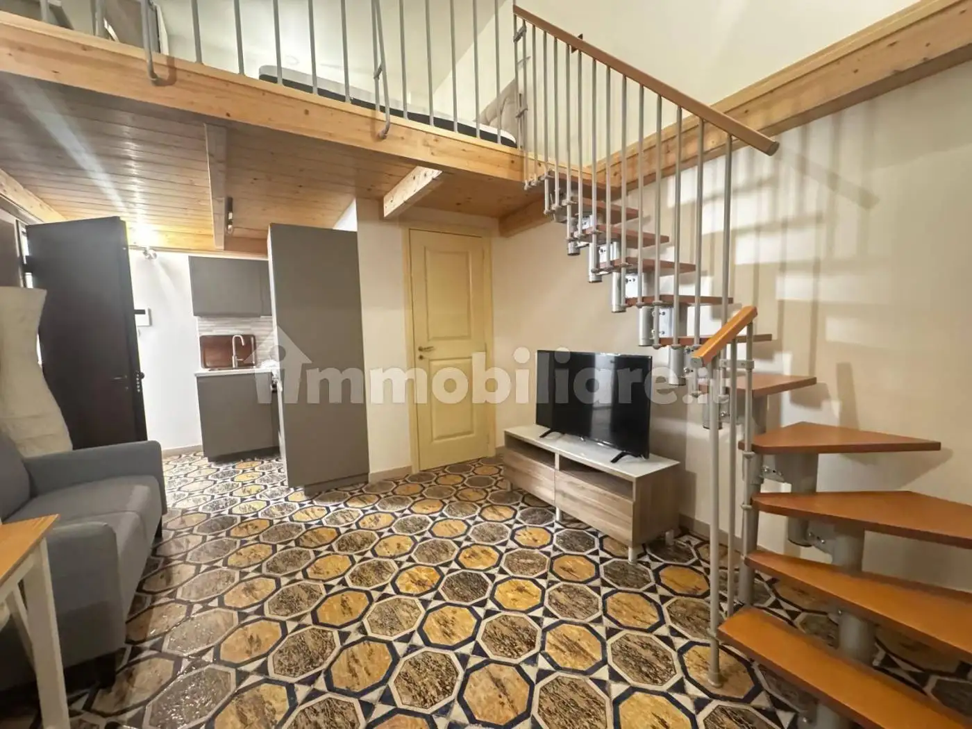 Appartamento in affitto a Napoli