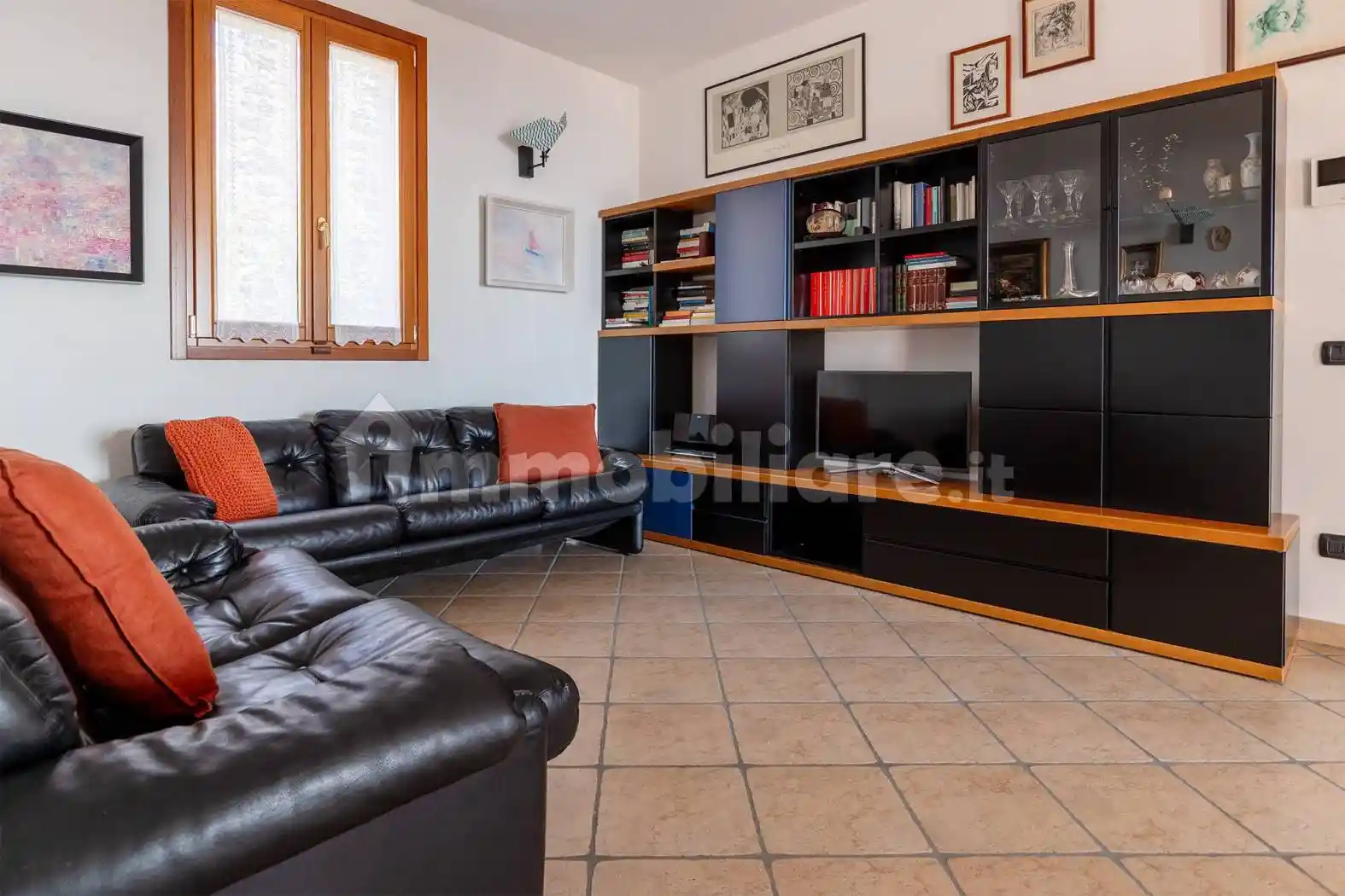 Trilocale via Piave 10, Comerio - foto 3