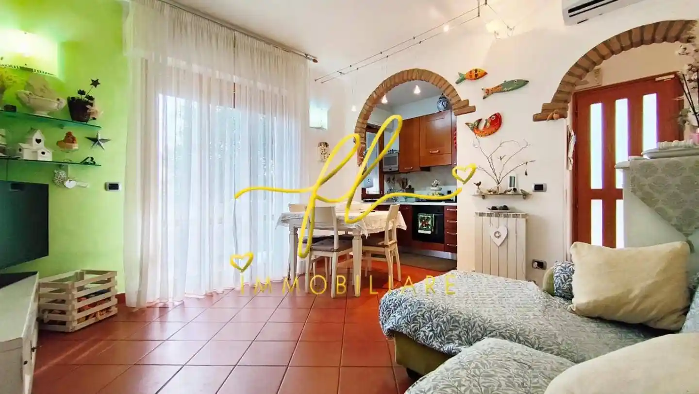 Appartamento in vendita a Rosignano Marittimo