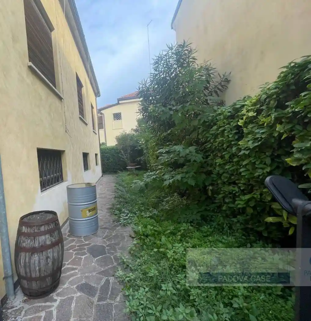 Casa indipendente in vendita a Padova