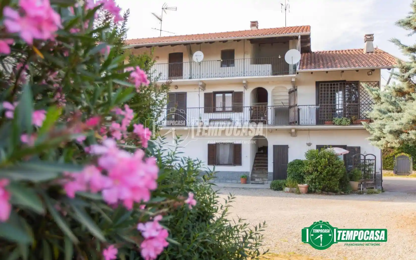 Casa indipendente in vendita a Oleggio