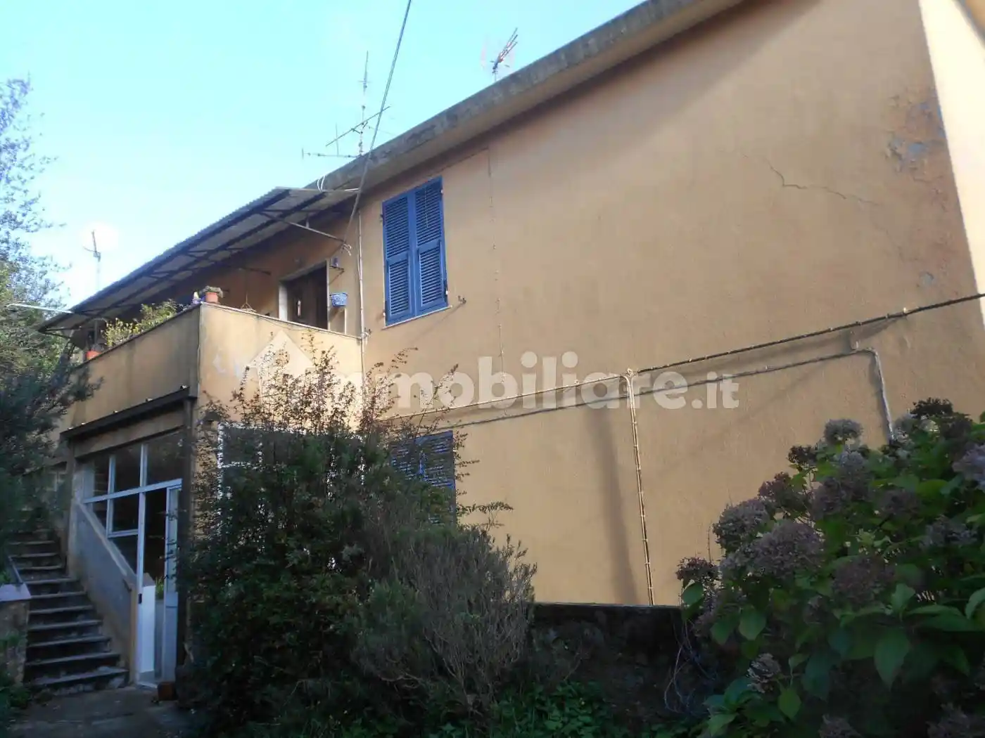 Appartamento in vendita a Mignanego