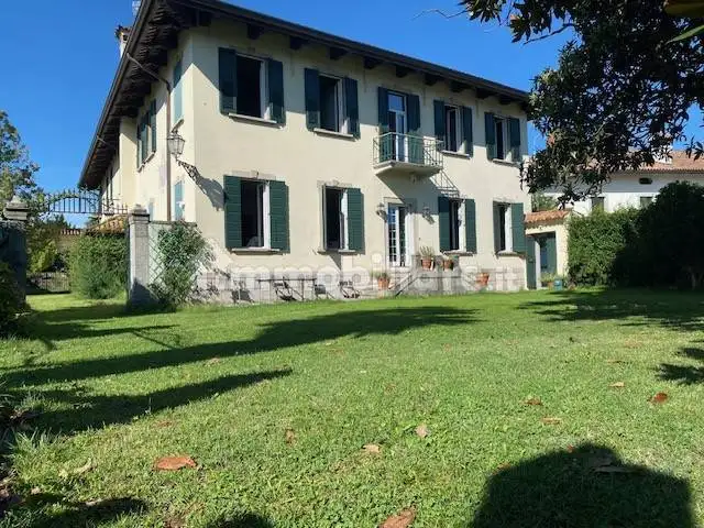 Villa in affitto a Pavia di Udine