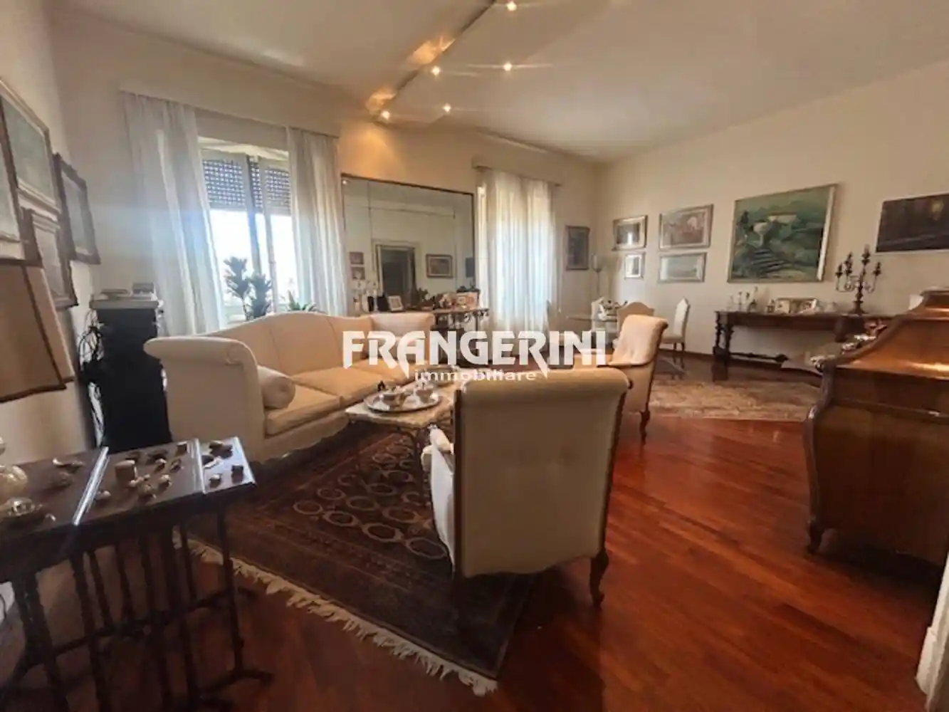 Appartamento in vendita a Livorno