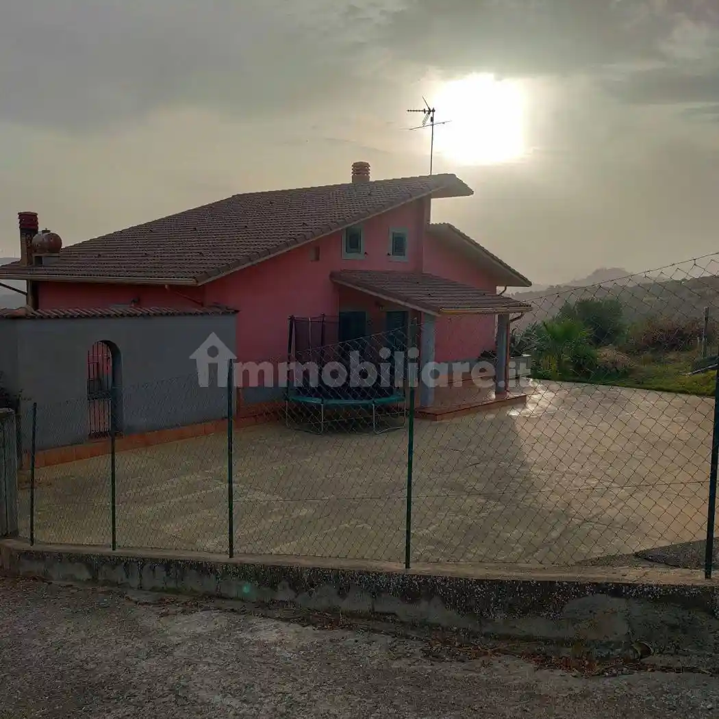 Villa in vendita a Nicosia