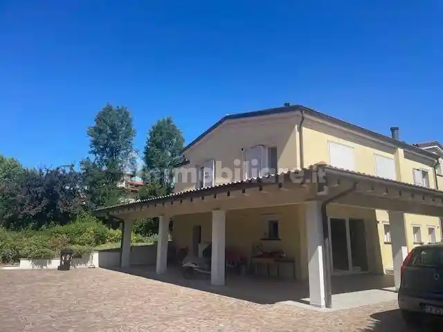 Villa unifamiliare via Ugo Guanda, Molinetto - Spezia, Parma - foto 2