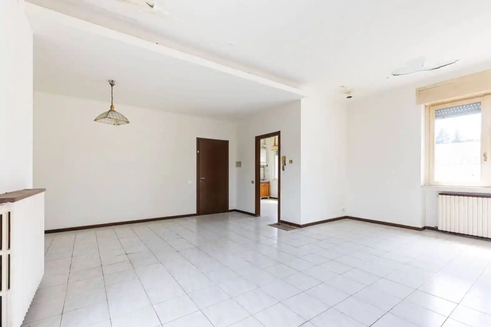 Appartamento in vendita a Carugo