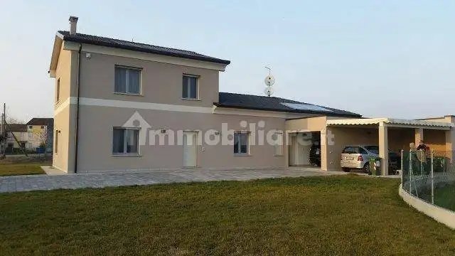 Villa in affitto a Gazzo