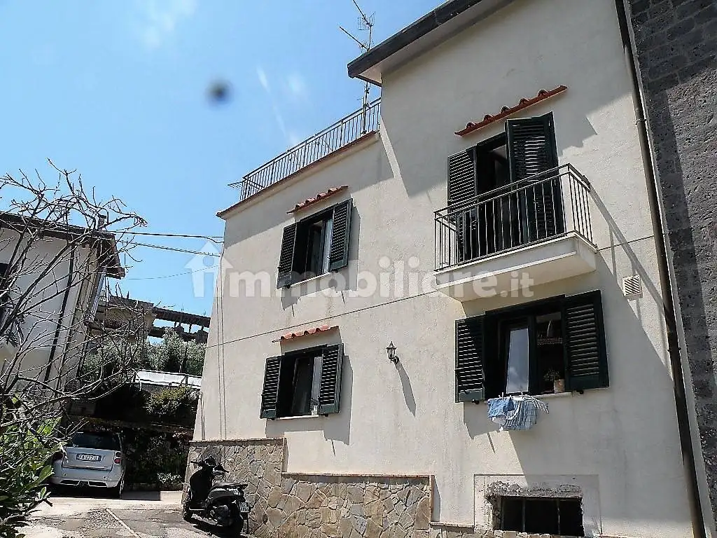 Rustico - Casale in vendita a Massa Lubrense