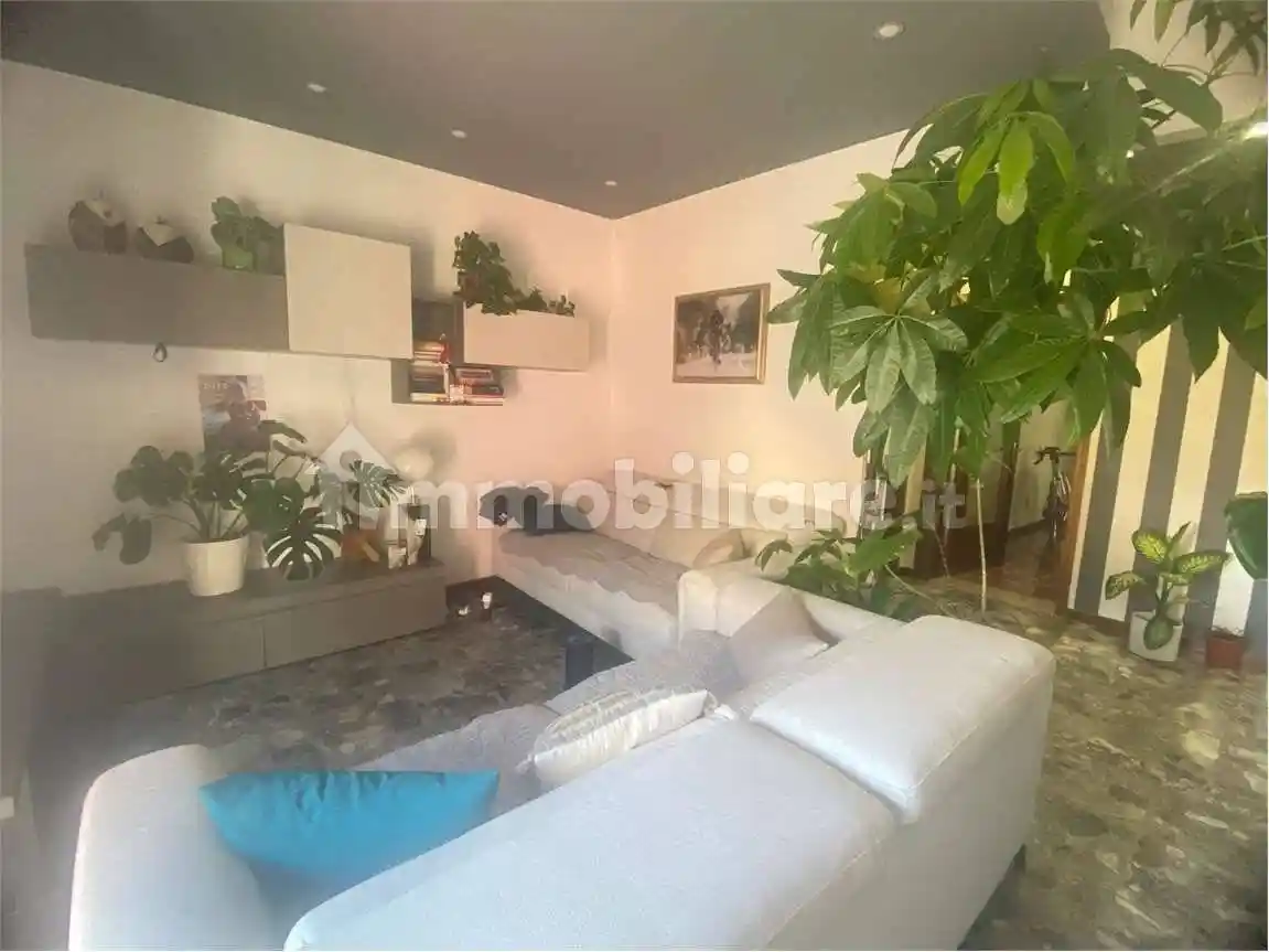 Appartamento in vendita a Piacenza