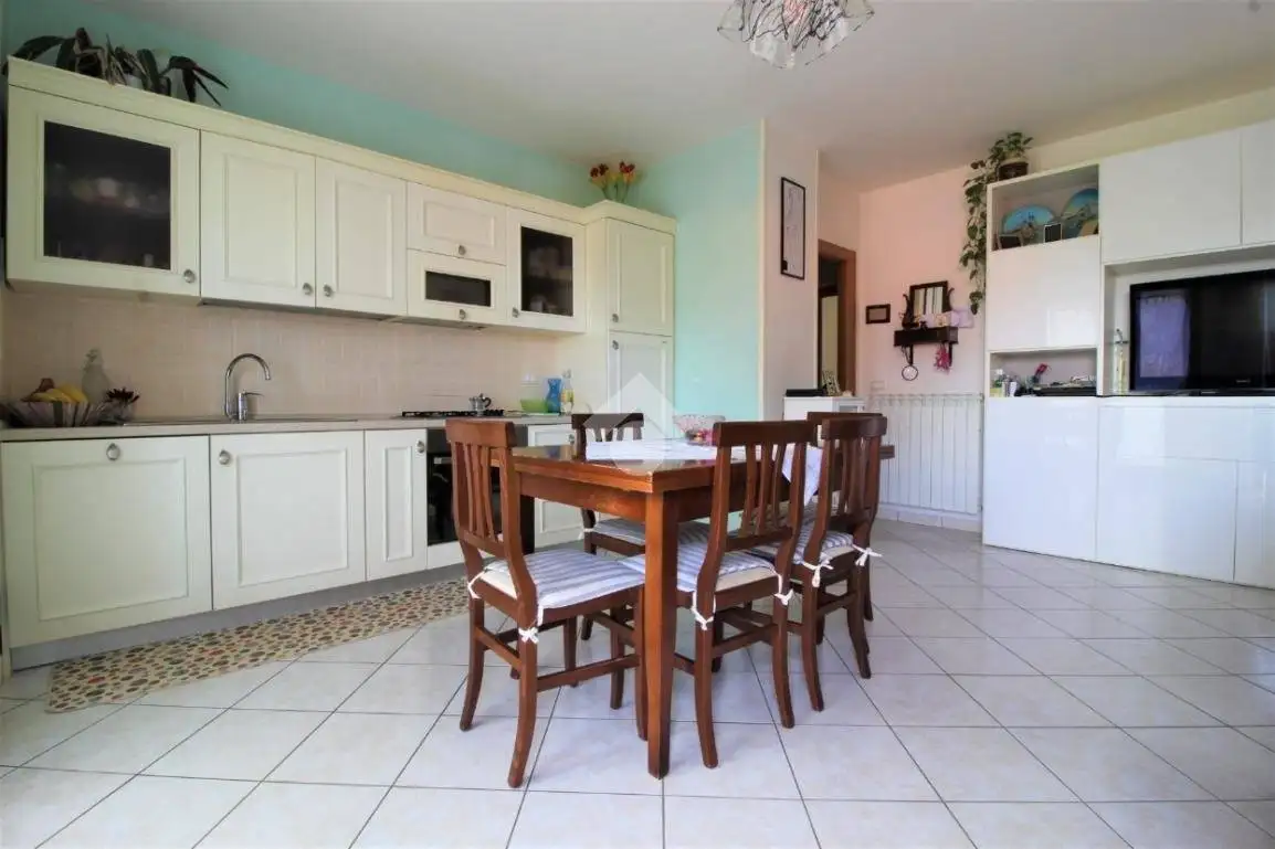 Trilocale via Giacomo Matteotti 2, San Silvestro, Castorano - foto 5