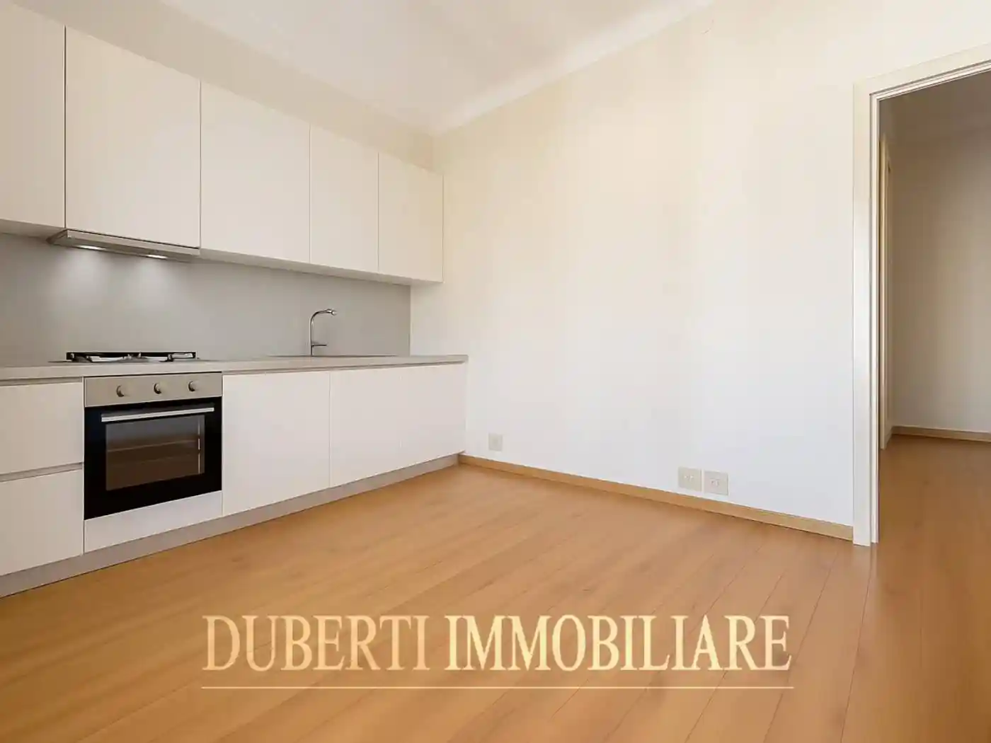 Trilocale piazza Monte Grappa, Centro, Varese - foto 2