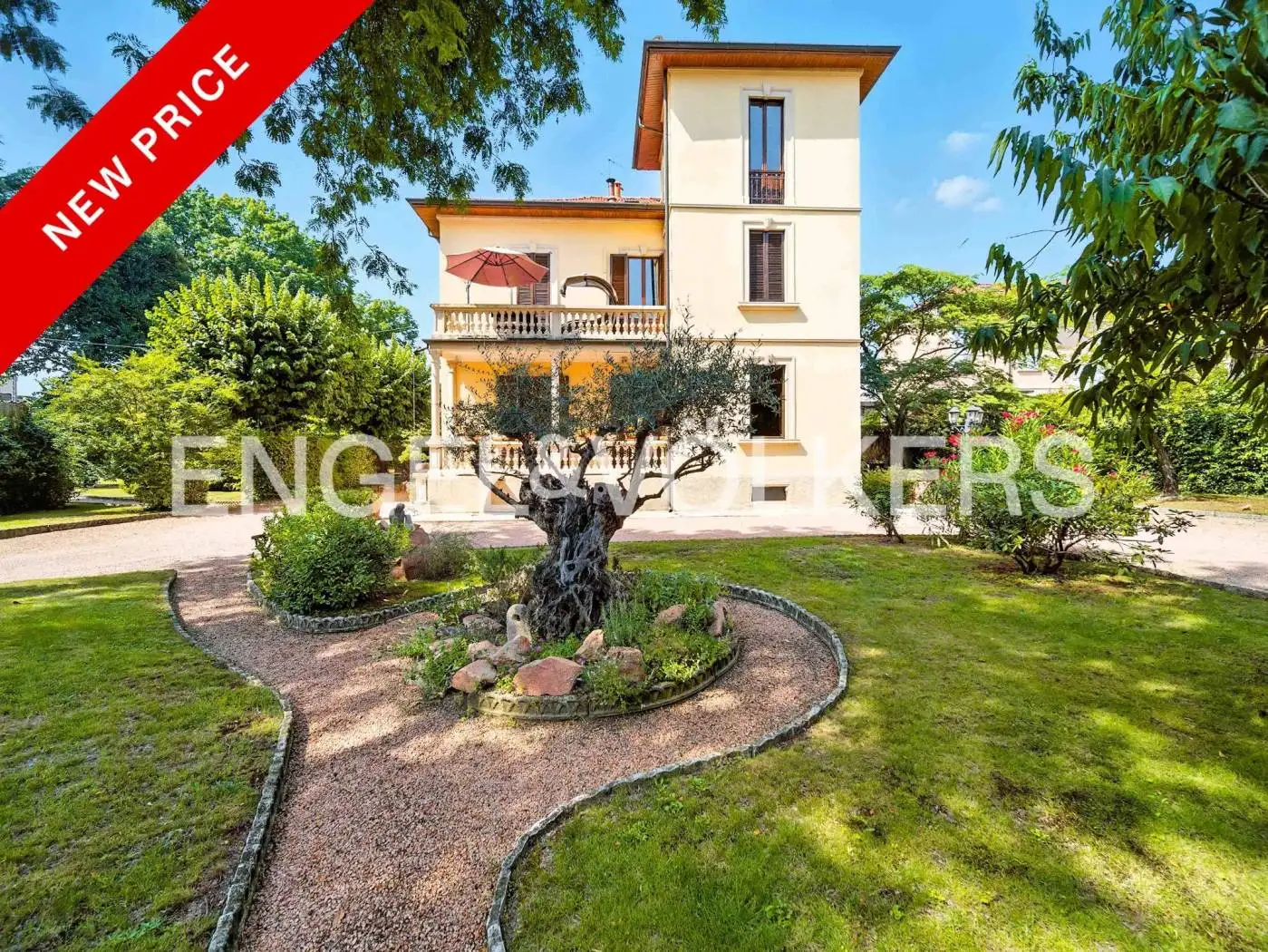 Villa in vendita a Castronno