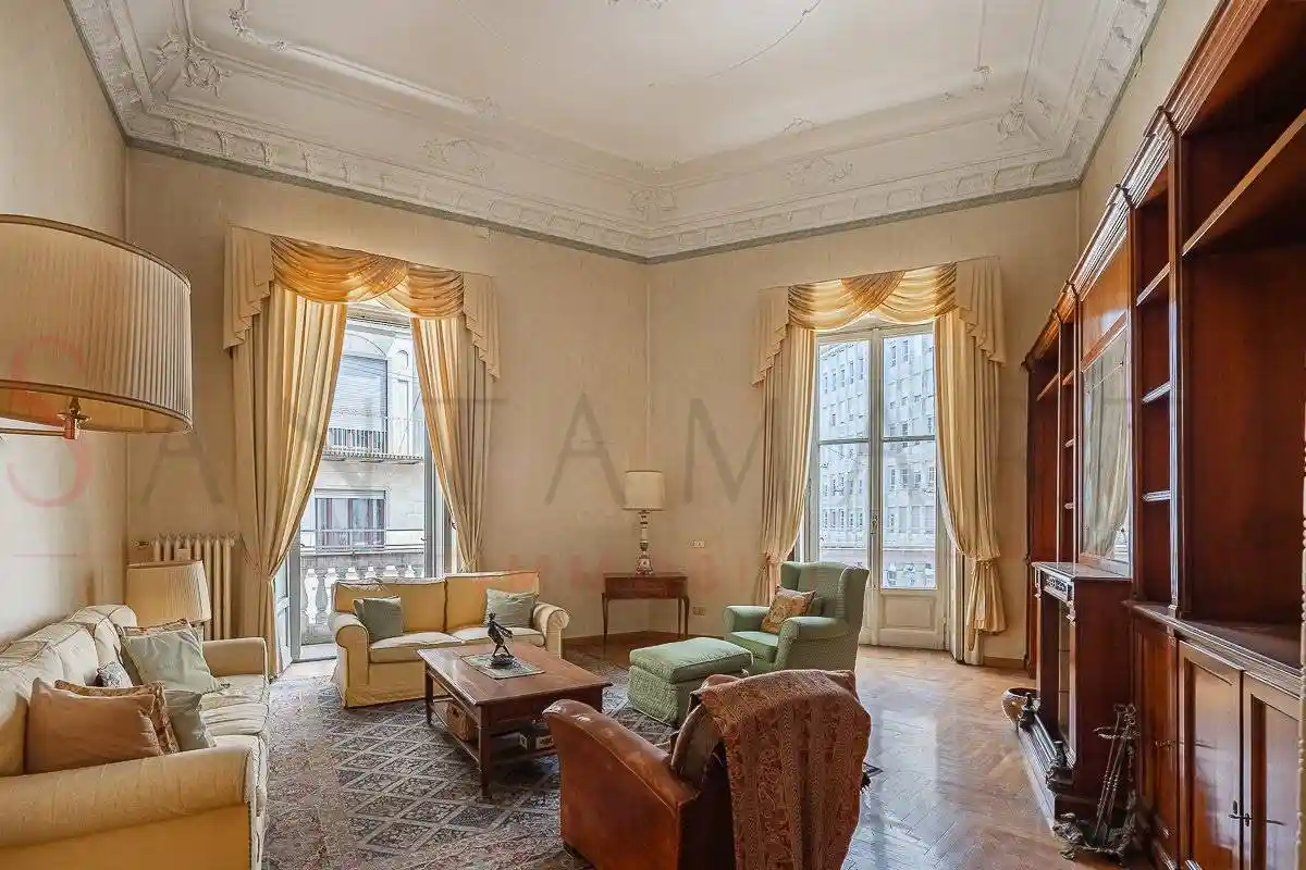 Appartamento buono stato, primo piano, Moscova, Milano - foto 3