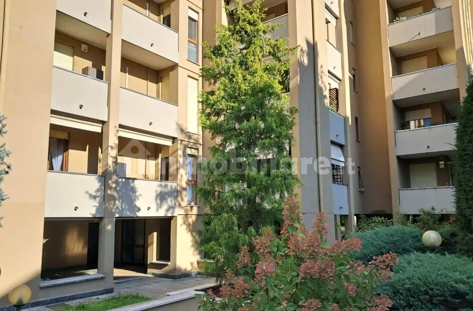 Appartamento in vendita a Legnano