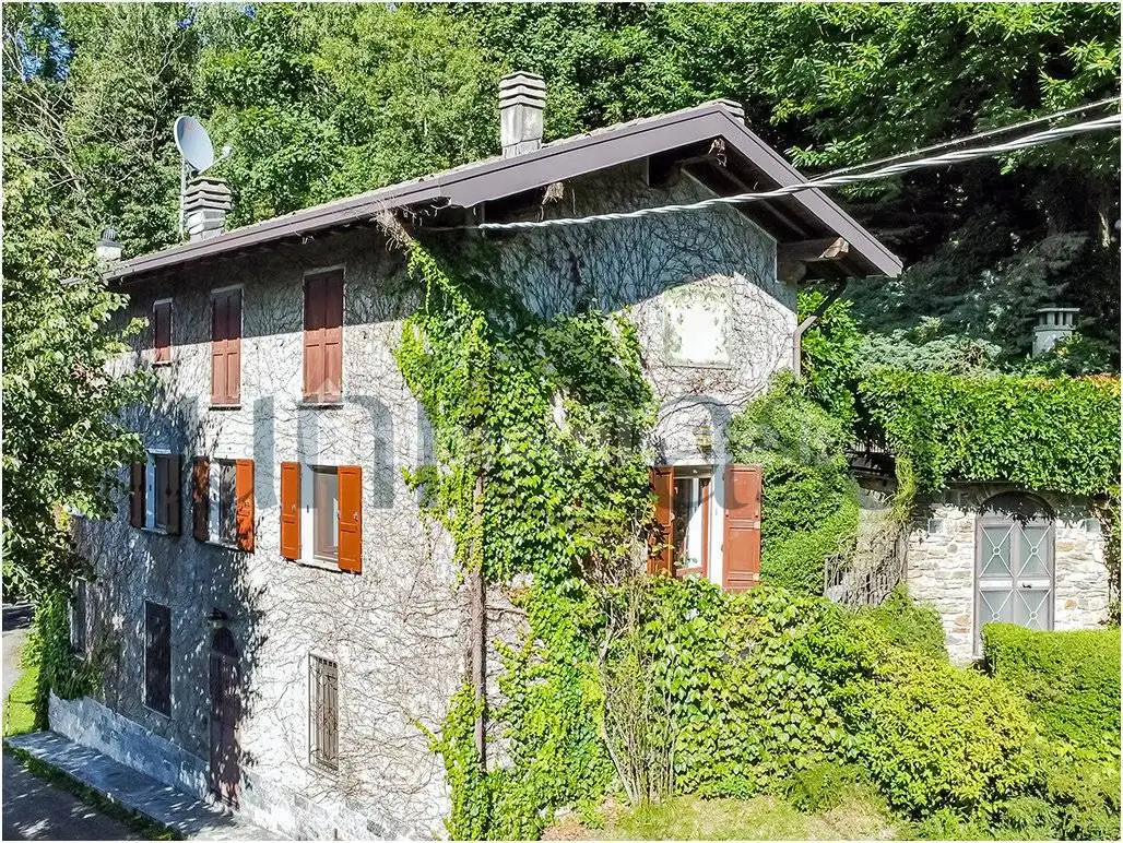 Rustico - Casale in vendita a Bellano