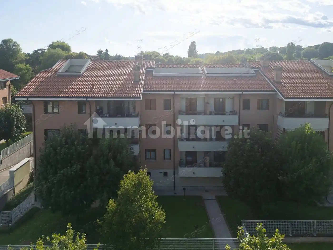 Appartamento in affitto a Arese